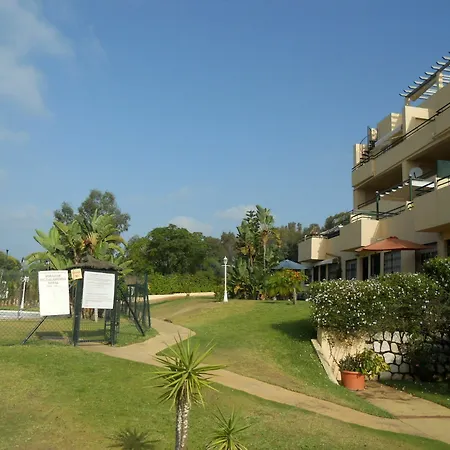 Townhouse In - Sea View Marbella