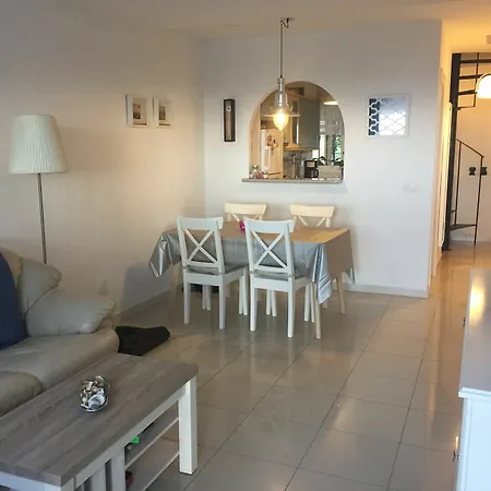 Townhouse In - Sea View